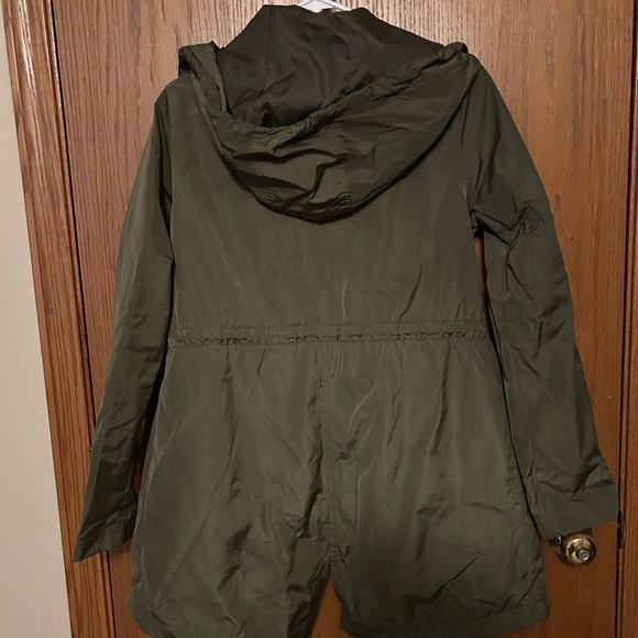 Merona Women's Olive Anorak-style Rain Jacket - Picture 4 of 4